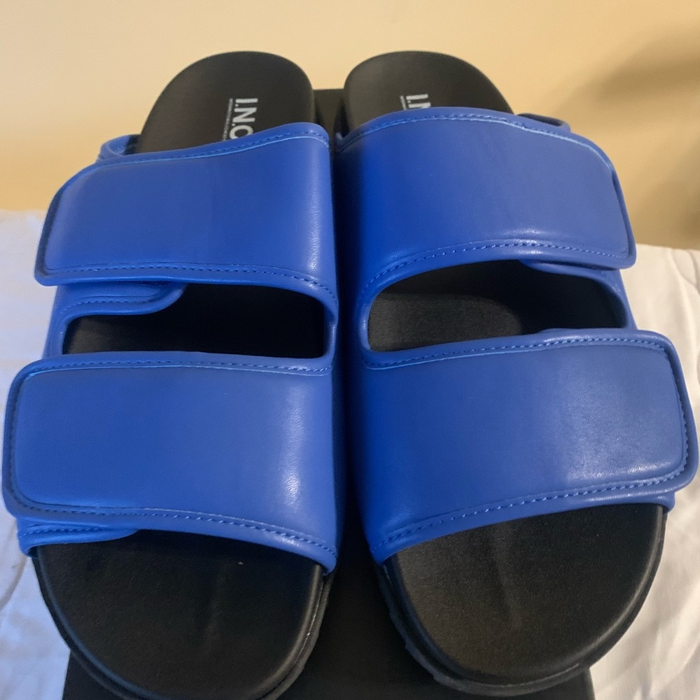 INC LEVINE BLUE MEN SANDALS SZ 13M